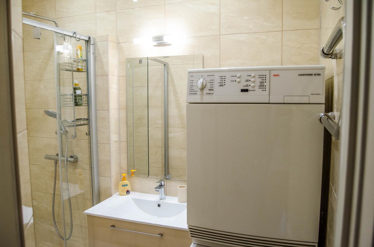 City Inn Riga Apartment Old Town Home With Parking Luaran gambar